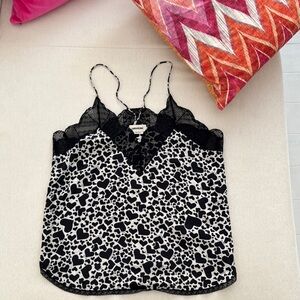 Women's Black and White Heart Print Top